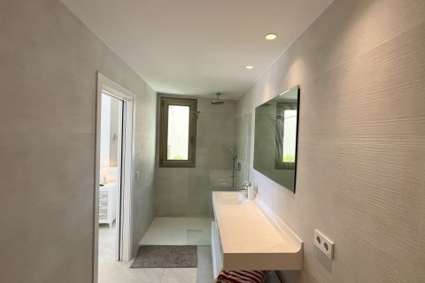 Wohnung zur Miete in Colonia De Sant Jordi, Mallorca, Spanien 4 Schlafzimmer, 420 m2 Nr. 196744 - Foto 26