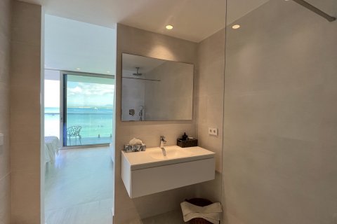 Wohnung zur Miete in Colonia De Sant Jordi, Mallorca, Spanien 4 Schlafzimmer, 420 m2 Nr. 196744 - Foto 17