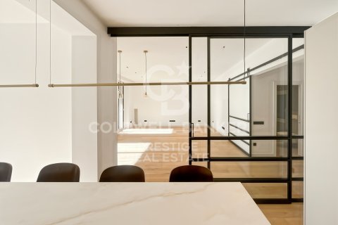 Apartamento en venta en Barcelona, España 4 dormitorios, 192 m2 No. 157116 - foto 5