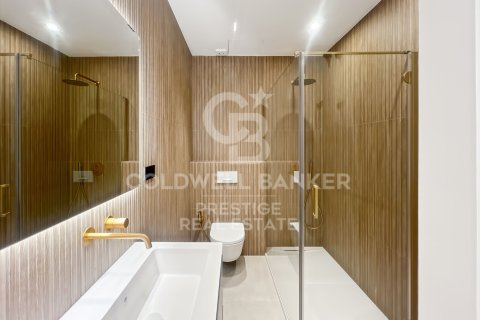 Продажа квартиры в Барселона, Испания 4 спальни, 210м2 №157116 - фото 21