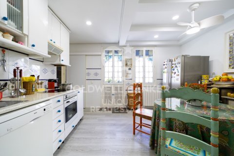 Kattohuoneisto myytävänä Madrid, Espanja, 3 makuuhuonetta, 170 m2 No. 157117 - kuva 21