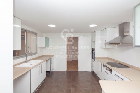 Apartment à vendre à Valencia, Espagne, 4 chambres, 171 m2 No. 157118 - photo 17