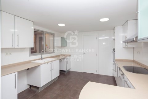 Apartamento en venta en Valencia, València, España 4 dormitorios, 171 m2 No. 157118 - foto 22