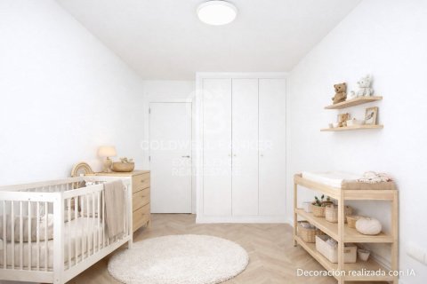 Apartamento en venta en Valencia, València, España 4 dormitorios, 171 m2 No. 157118 - foto 7