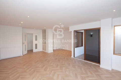 Apartamento en venta en Valencia, València, España 4 dormitorios, 171 m2 No. 157118 - foto 11