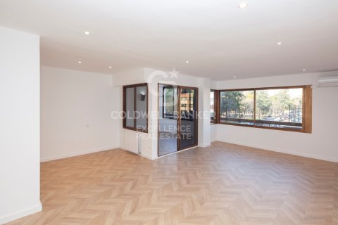 Apartamento en venta en Valencia, València, España 4 dormitorios, 171 m2 No. 157118 - foto 2