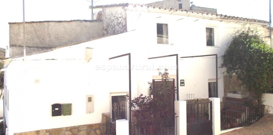 House in El Hijate, Almeria, Spain 4 bedrooms, 203 sq.m. No. 184128