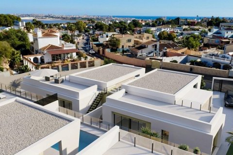 Villa en venta en Torrevieja, Alicante, España 3 dormitorios, 120 m2 No. 173557 - foto 2