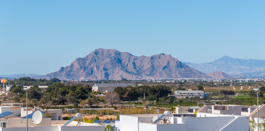 Bungalow en Ciudad Quesada, Alicante, España 3 dormitorios, 129 m2 No. 136343