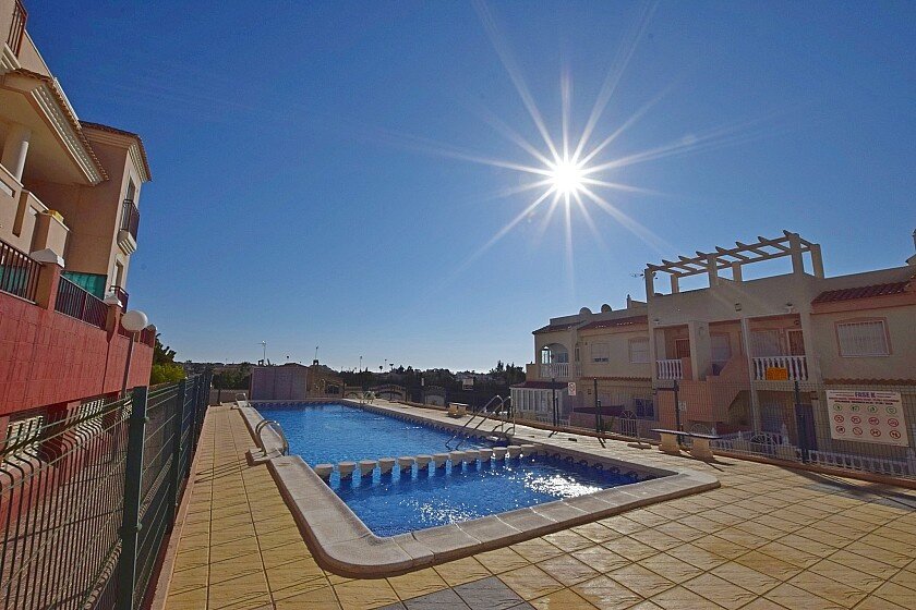 Villa in La Florida, Alicante, Spanien 3 Schlafzimmer, 107 m2 Nr. 69778