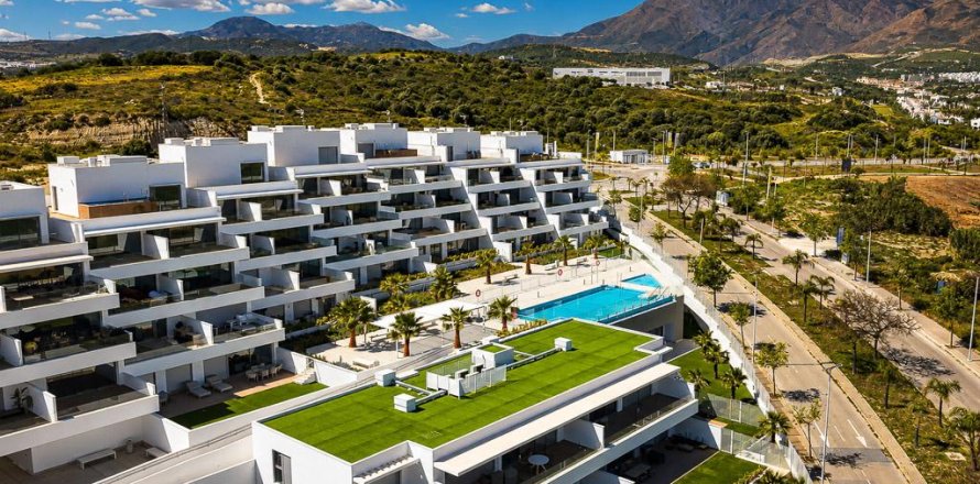 Apartamento en Estepona, Málaga, España 2 dormitorios, 117 m2 No. 104699