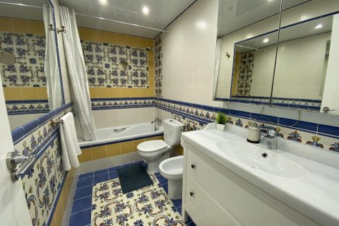 Apartment for sale Torrevieja, Alicante, Spain 110 sq.m. No. 116964 - photo 12