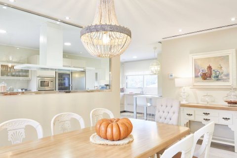 Villa for sale in Monovar, Alicante, Spain 5 bedrooms, 612 sq.m. No. 176561 - photo 19