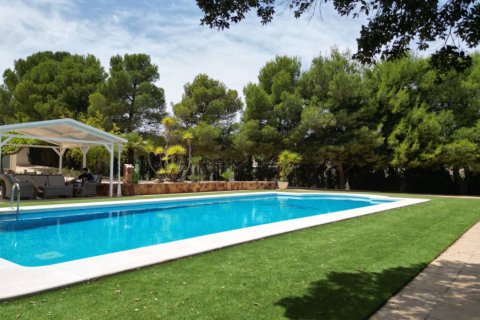 Villa for sale in Monovar, Alicante, Spain 5 bedrooms, 612 sq.m. No. 176561 - photo 10