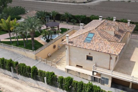 Villa for sale in Aspe, Alicante, Spain 5 bedrooms, 669 sq.m. No. 176562 - photo 14