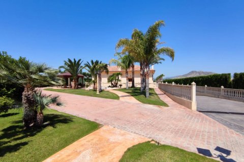 Villa for sale in Aspe, Alicante, Spain 5 bedrooms, 669 sq.m. No. 176562 - photo 23