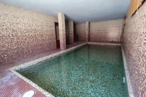 Villa for sale in Aspe, Alicante, Spain 5 bedrooms, 669 sq.m. No. 176562 - photo 6