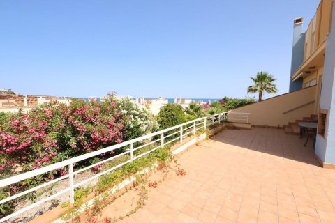 Townhouse à vendre à Alicante, Espagne, 3 chambres, 164 m2 No. 189995 - photo 5