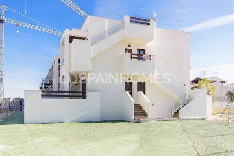 Ático en venta en Torrevieja, Alicante, España 3 dormitorios, 71 m2 No. 106671 - foto 12
