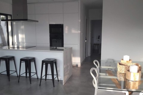 Apartment for sale in El Campello, Alicante, Spain 2 bedrooms, 112 sq.m. No. 165569 - photo 5