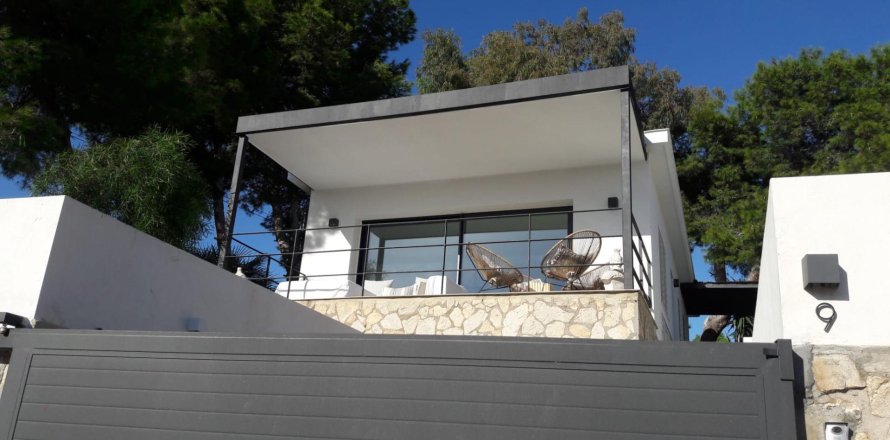 Apartment in El Campello, Alicante, Spain 2 bedrooms, 112 sq.m. No. 165569