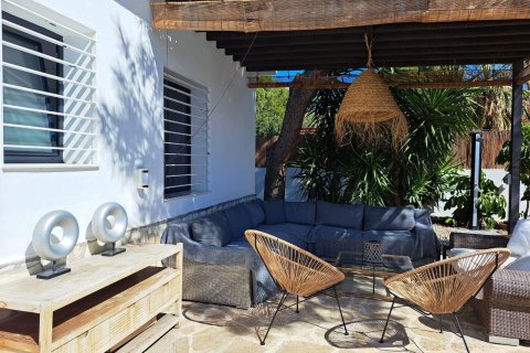 Apartment for sale in El Campello, Alicante, Spain 2 bedrooms, 112 sq.m. No. 165569 - photo 12