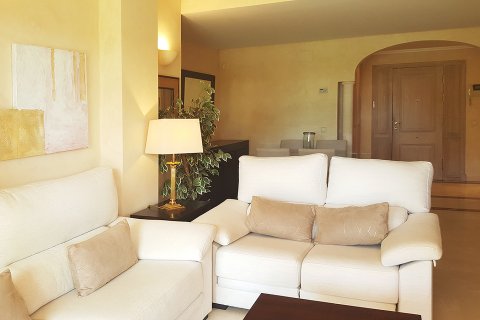 Apartamento en alquiler en Nova Santa Ponça, Mallorca, España 1 dormitorio, 135 m2 No. 151492 - foto 4