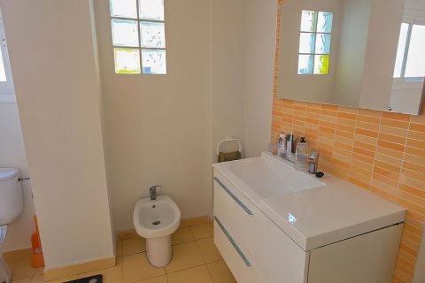 Apartament w Alicante, Hiszpania 2 sypialnie, 118 mkw. nr 151489 – zdjęcie 10