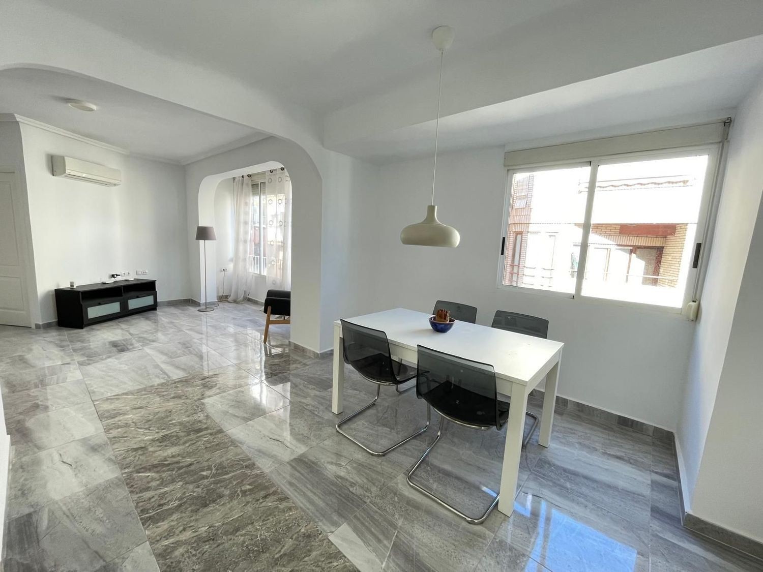 Квартира в Аликанте, Испания 2 спальни, 72м2 №151490