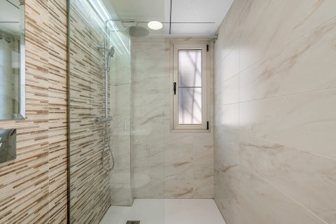 Villa till salu i Alicante, Spanien 3 sovrum, 115 kvm. Nr. 139932 - foto 25