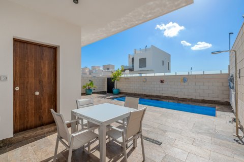 Villa till salu i Alicante, Spanien 3 sovrum, 115 kvm. Nr. 139932 - foto 5