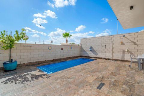 Villa till salu i Alicante, Spanien 3 sovrum, 115 kvm. Nr. 139932 - foto 6