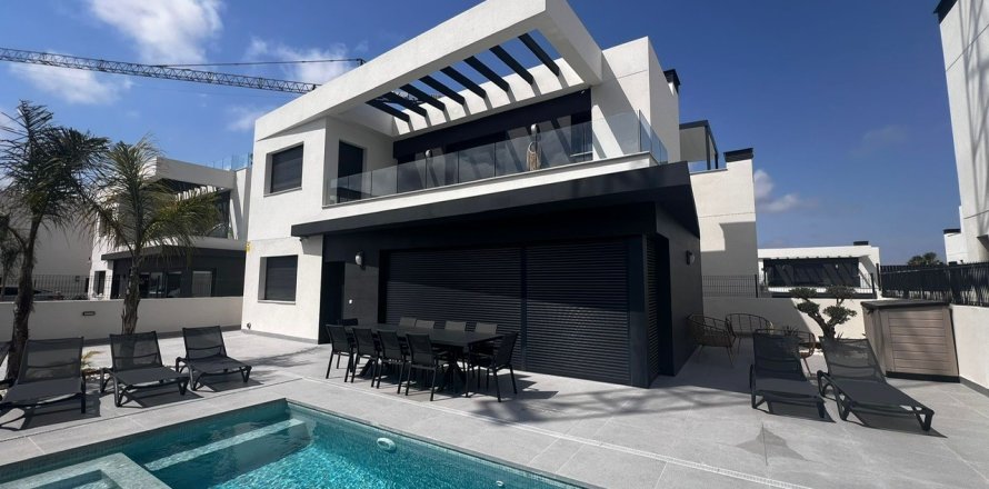 Villa in Algorfa, Alicante, Spanien 5 Schlafzimmer, 200 m2 Nr. 139931