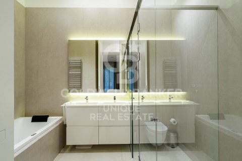 Huoneisto myytävänä Madrid, Espanja, 3 makuuhuonetta, 204 m2 No. 160054 - kuva 14