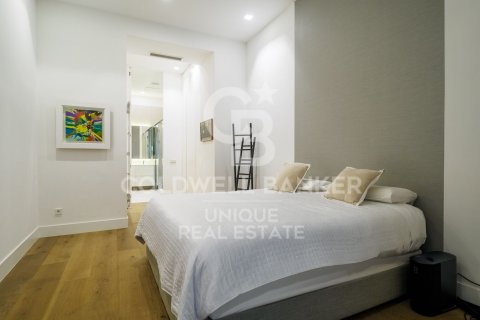 Huoneisto myytävänä Madrid, Espanja, 3 makuuhuonetta, 204 m2 No. 160054 - kuva 12