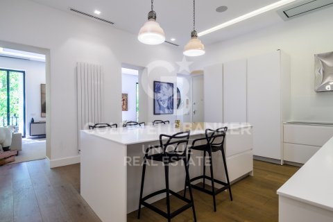 Продажа квартиры в Мадрид, Испания 3 спальни, 204м2 №160054 - фото 12
