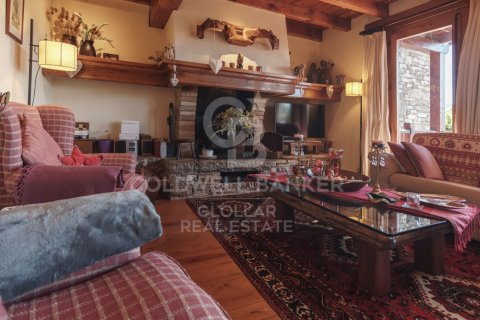 Kolmio myytävänä Girona, Espanja, 5 makuuhuonetta, 248 m2 No. 160057 - kuva 14