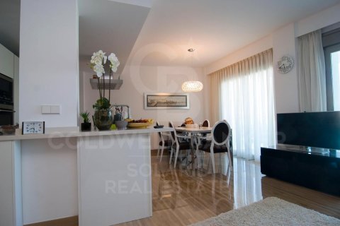 Huoneisto myytävänä Javea, Alicante, Espanja, 3 makuuhuonetta, 120 m2 No. 160055 - kuva 3