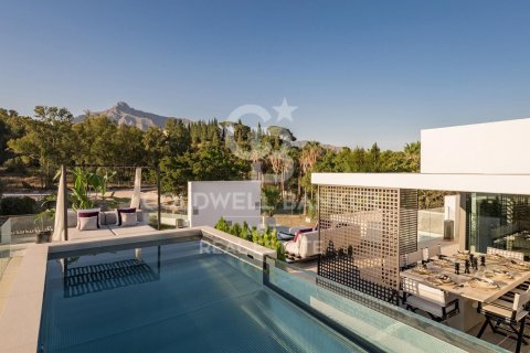 Villa en Marbella, Málaga, España 4 dormitorios, 338 m2 No. 160052