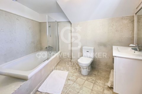 Huvila myytävänä Roses, Girona, Espanja, 4 makuuhuonetta, 390 m2 No. 160051 - kuva 22