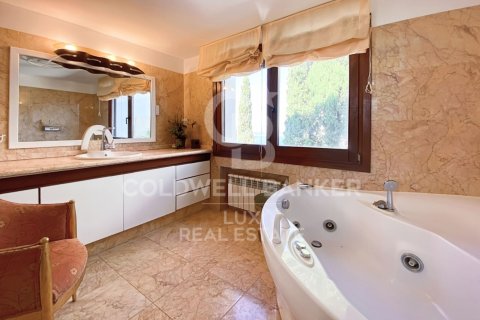 Huvila myytävänä Roses, Girona, Espanja, 4 makuuhuonetta, 390 m2 No. 160051 - kuva 26