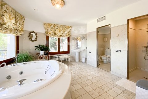 Huvila myytävänä Roses, Girona, Espanja, 4 makuuhuonetta, 390 m2 No. 160051 - kuva 19
