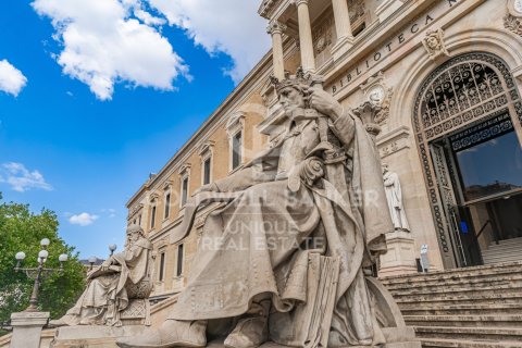 Huoneisto myytävänä Madrid, Espanja, 4 makuuhuonetta, 419 m2 No. 160053 - kuva 11