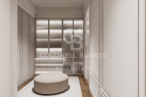 Huoneisto myytävänä Madrid, Espanja, 4 makuuhuonetta, 419 m2 No. 160053 - kuva 2