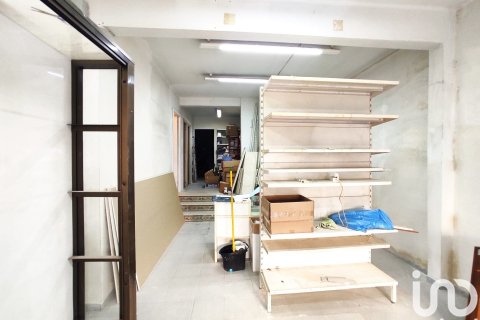 Apartamento en venta en El Vendrell, Tarragona, España 4 dormitorios, 105 m2 No. 186027 - foto 2