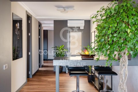 Penthouse for sale in Barcelona, Spain 2 bedrooms, 83 sq.m. No. 156922 - photo 10