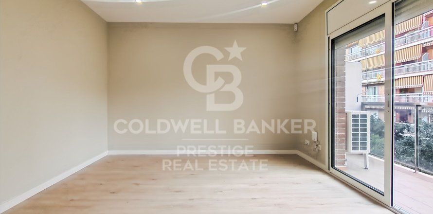 Apartment in Barcelona, Spain 3 bedrooms, 96 sq.m. No. 156917