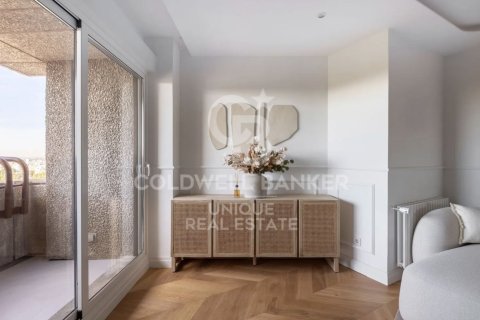 Huoneisto myytävänä Madrid, Espanja, 3 makuuhuonetta, 240 m2 No. 156920 - kuva 8