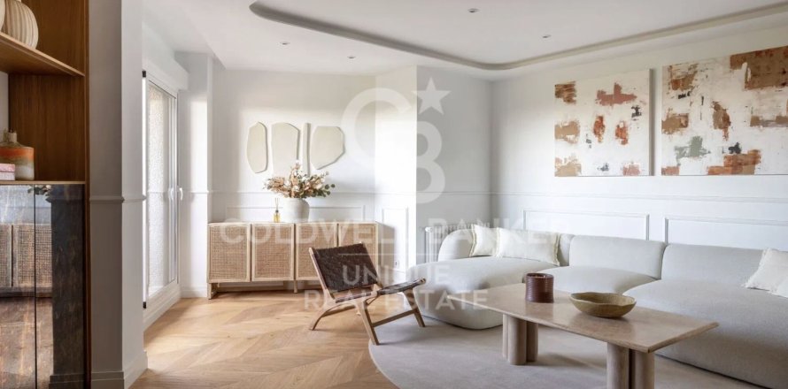 Huoneisto Madrid, Espanja 3 makuuhuonetta, 240 m2 No. 156920