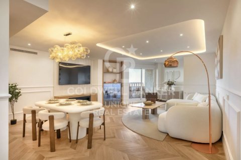 Huoneisto myytävänä Madrid, Espanja, 3 makuuhuonetta, 240 m2 No. 156920 - kuva 3